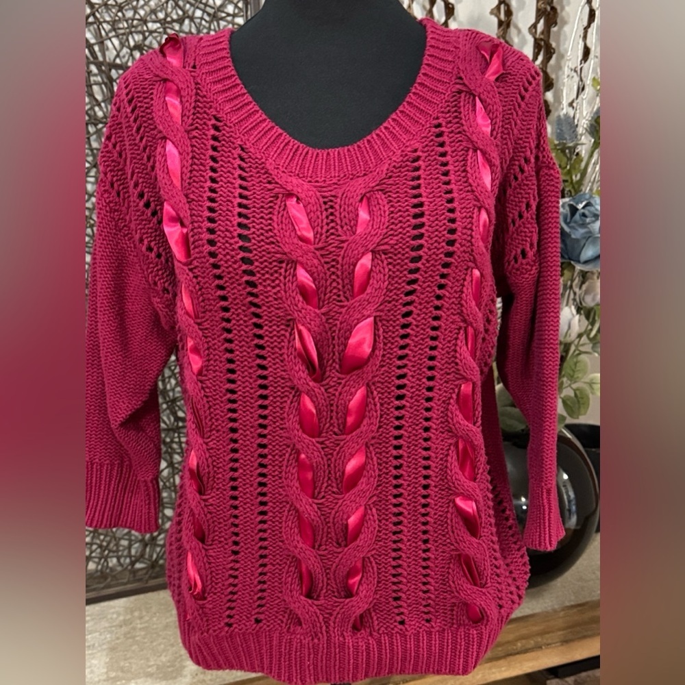 Lauren Conrad Plum Ribbon Cable Knit Sweater      Size L 3/4 Sleeved